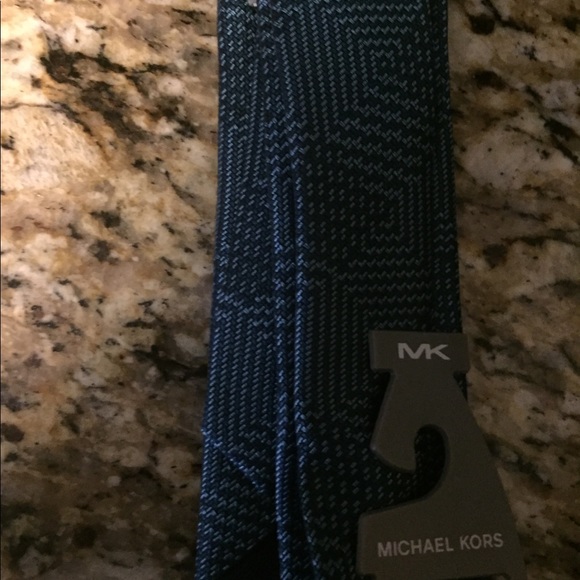 MICHAEL KORS NECK TIE Brand New With Tag - Picture 5 of 5